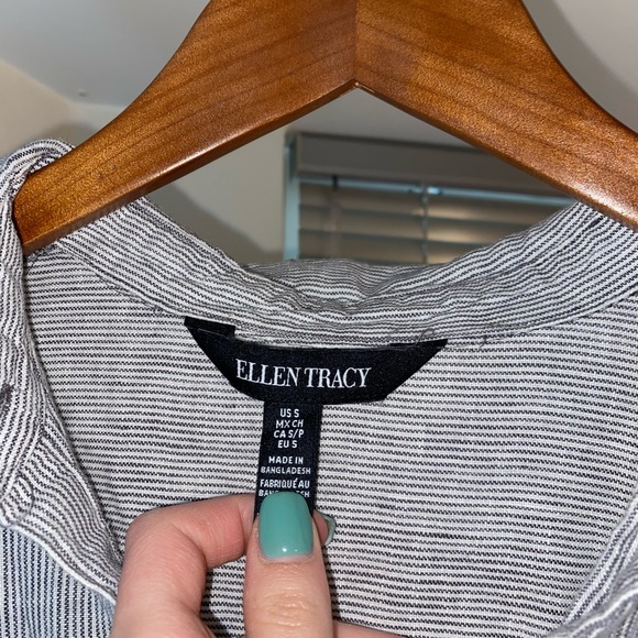 Long Sleeve Button Up - Picture 4 of 4